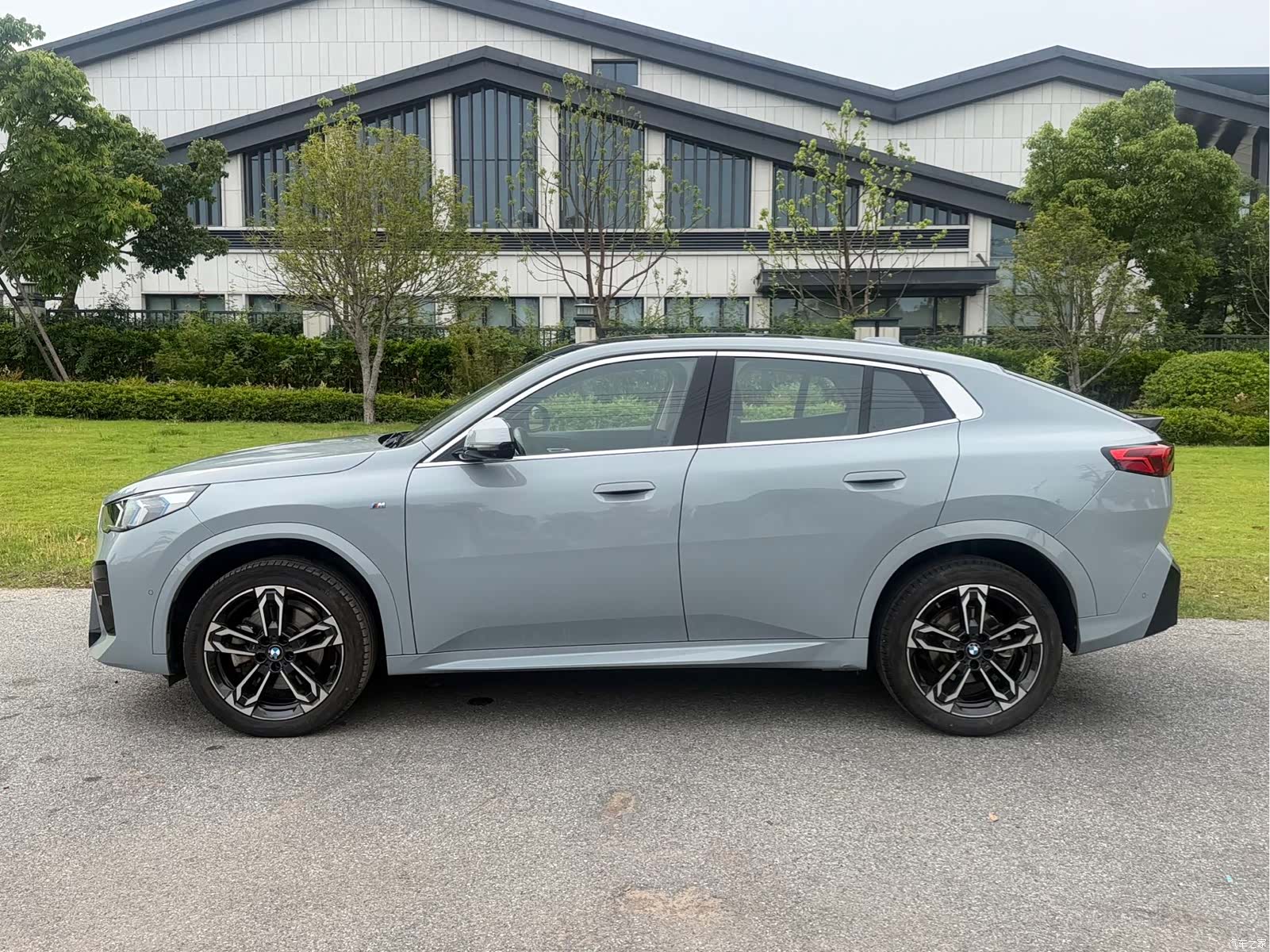 BMW X2, 2024 3