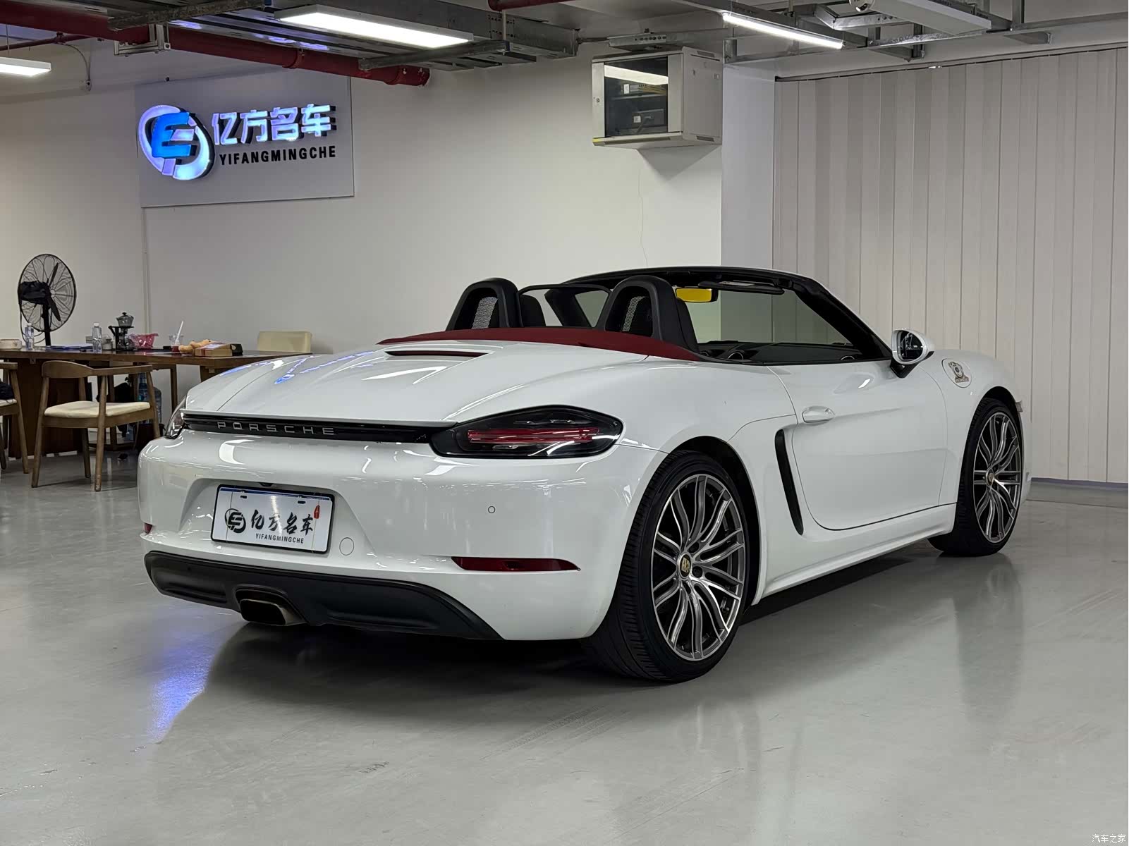 Porsche Boxster, 2017 12