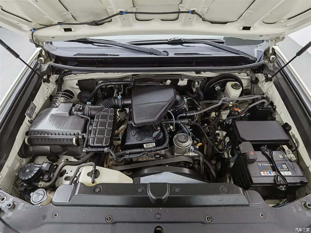 Toyota Prado, 2015 6