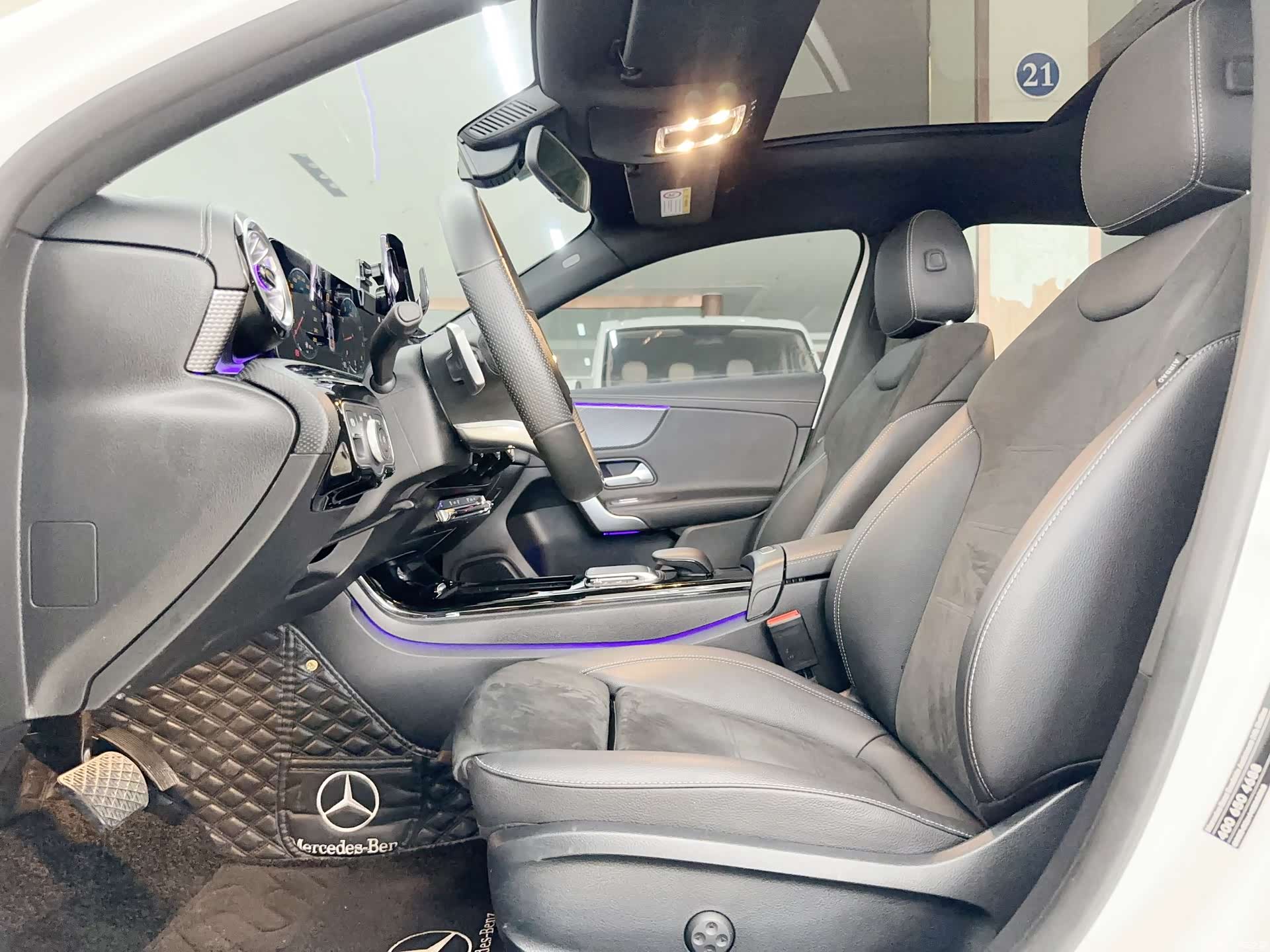 Mercedes-Benz A-Class, 2021 11