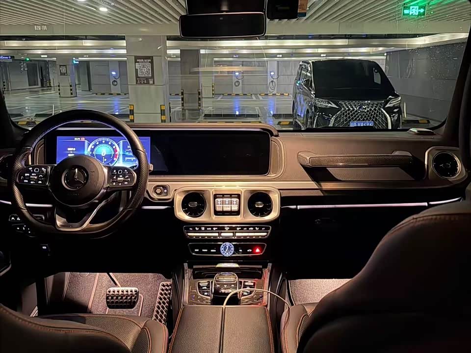 Mercedes-Benz G-class