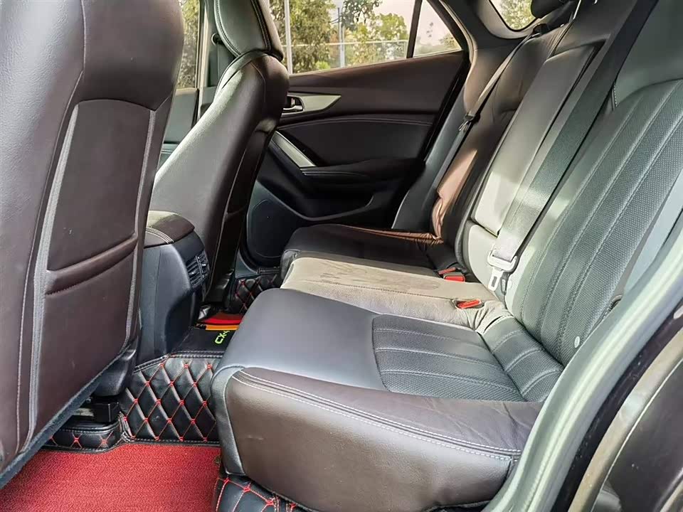 Mazda CX-4