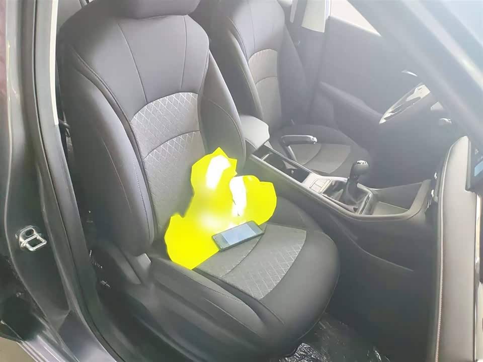 Roewe i5