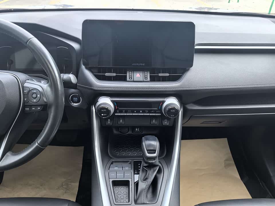 Toyota RAV4 Rongfang