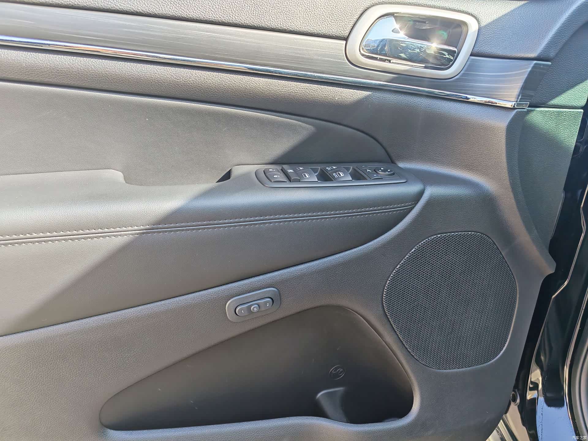 Jeep Grand Cherokee, 2021 13