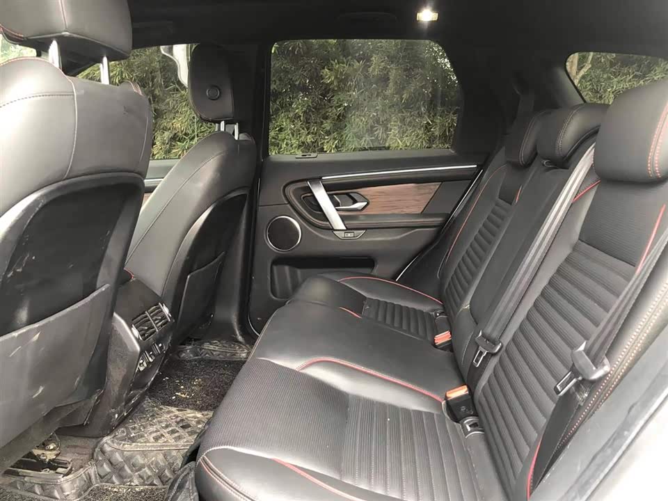 Land Rover Discover sports