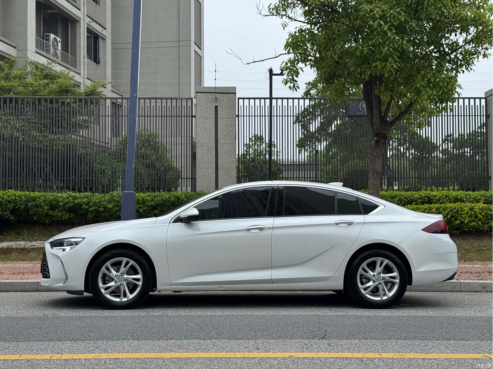Buick Regal, 2025 3