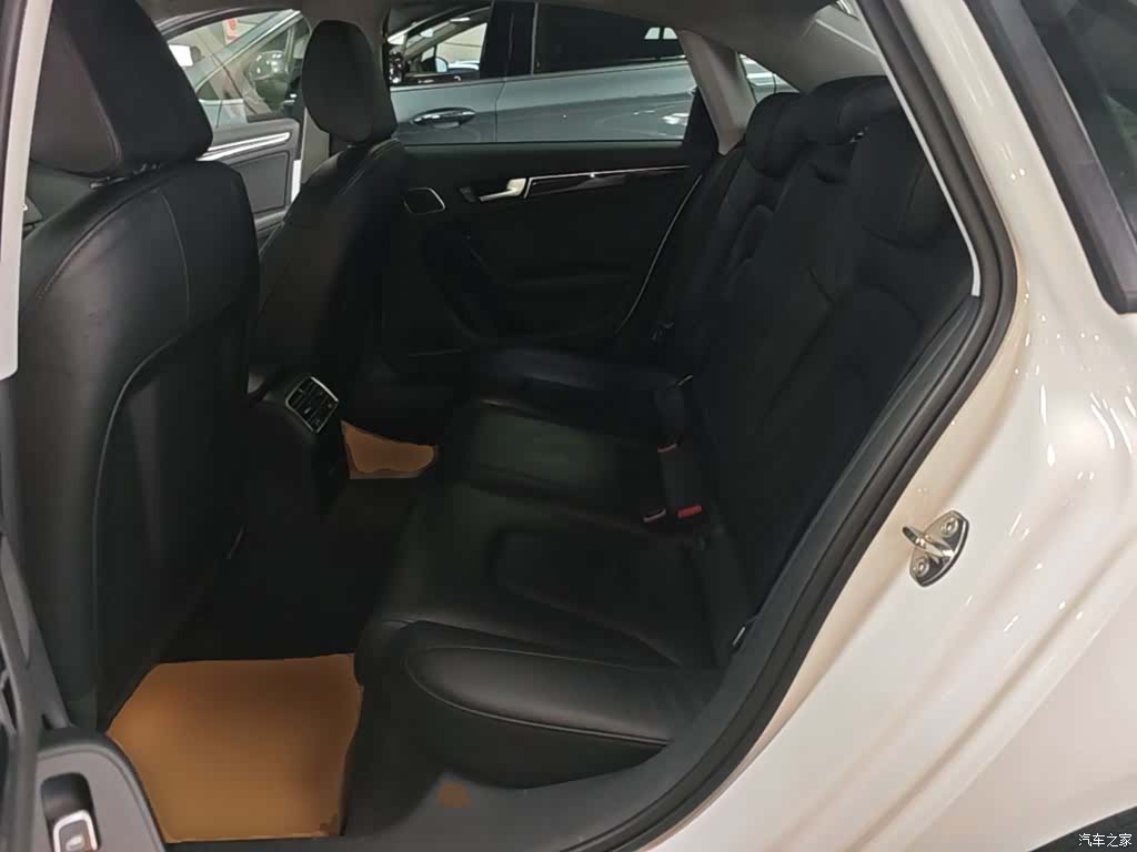 Audi A4L, 2014 17