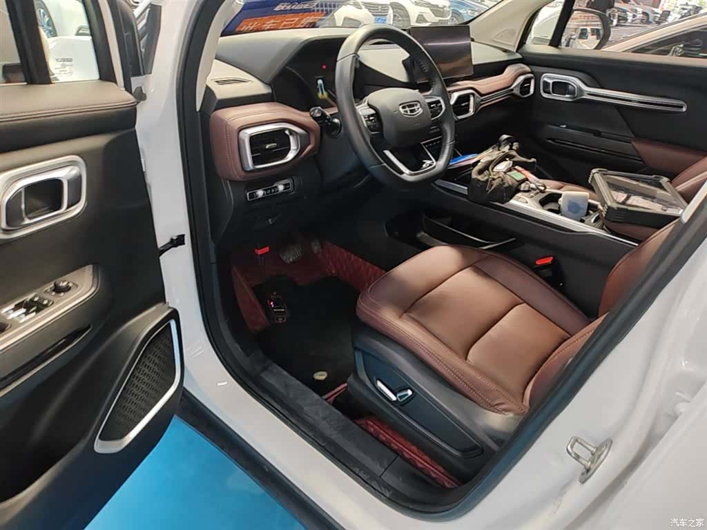 Geely Haoyue, 2023 16