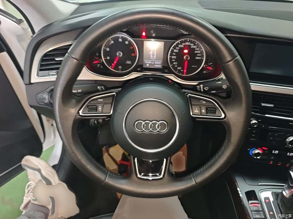 Audi A4L, 2014 11