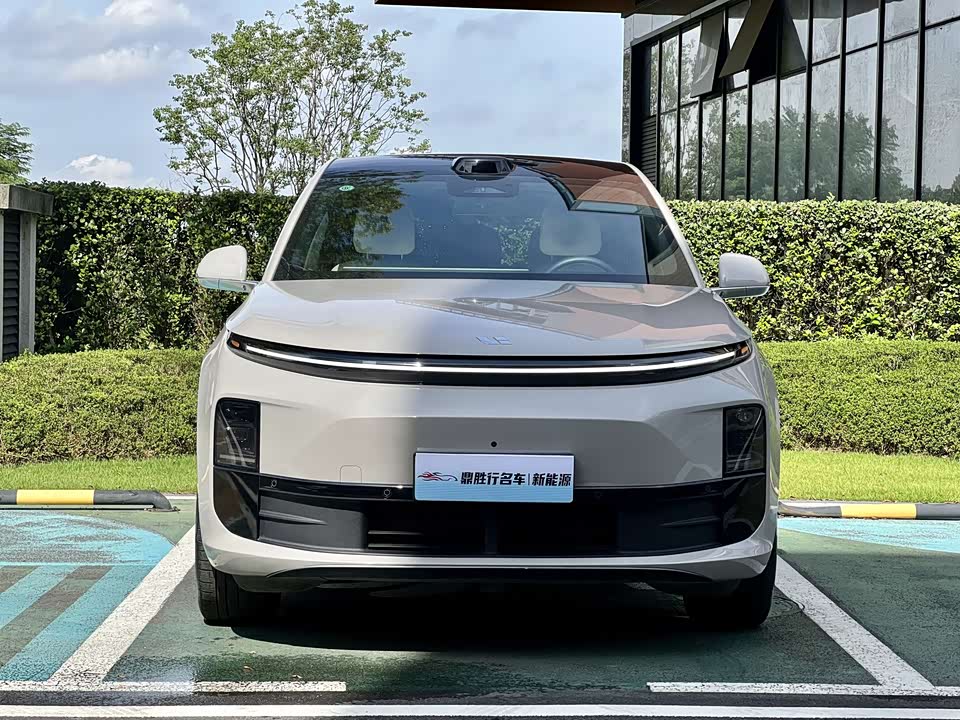 Li Auto Ideal L6