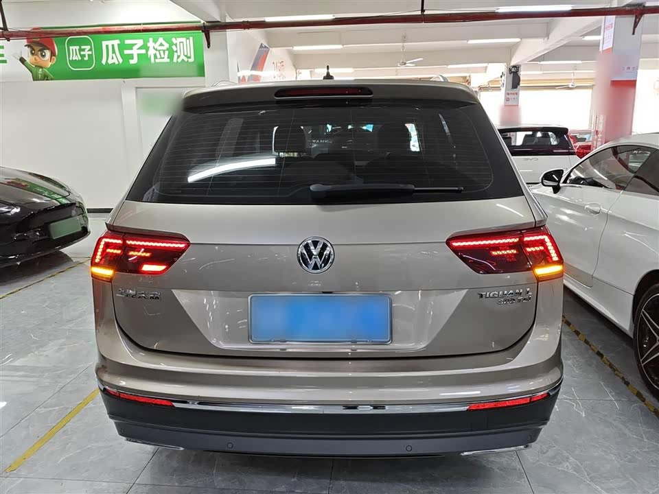 Volkswagen Tiguan L