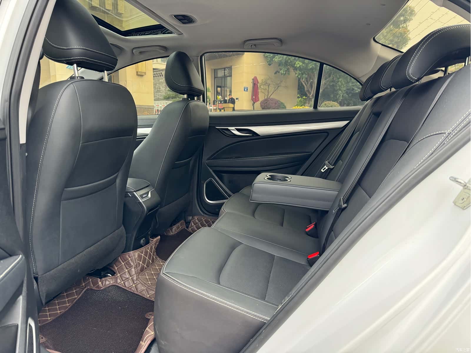 Geely Emgrand, 2020 все фото