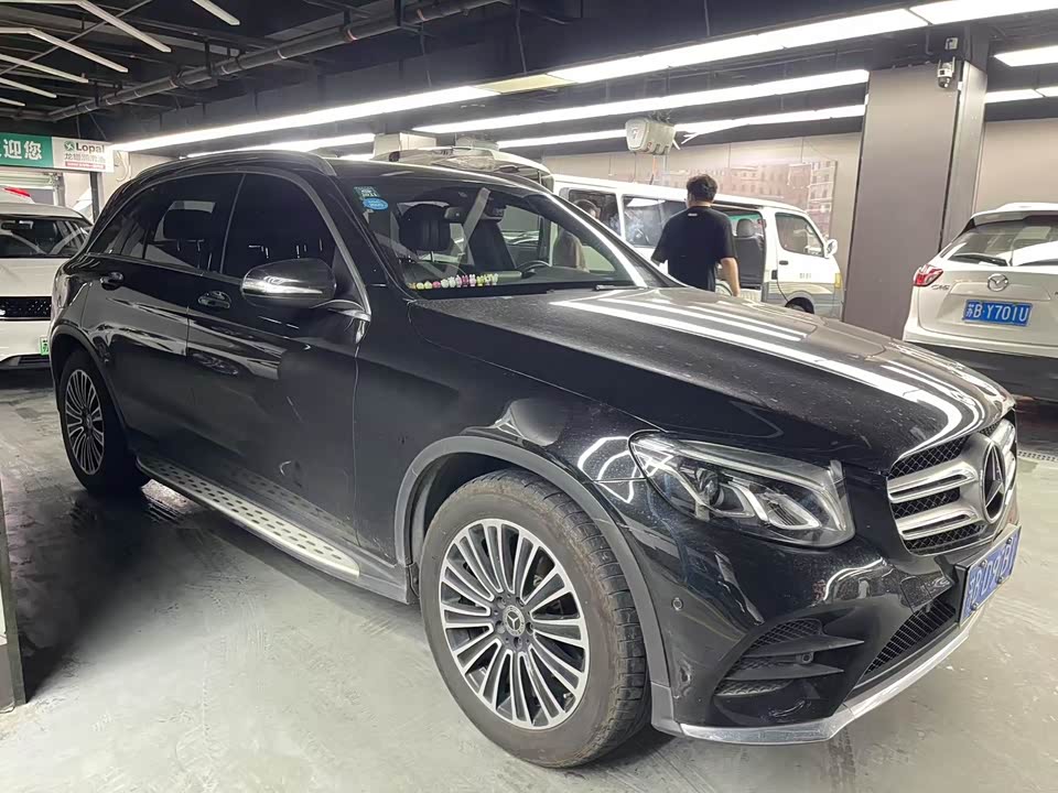 Mercedes-Benz GLC Mercedes-Benz GLC