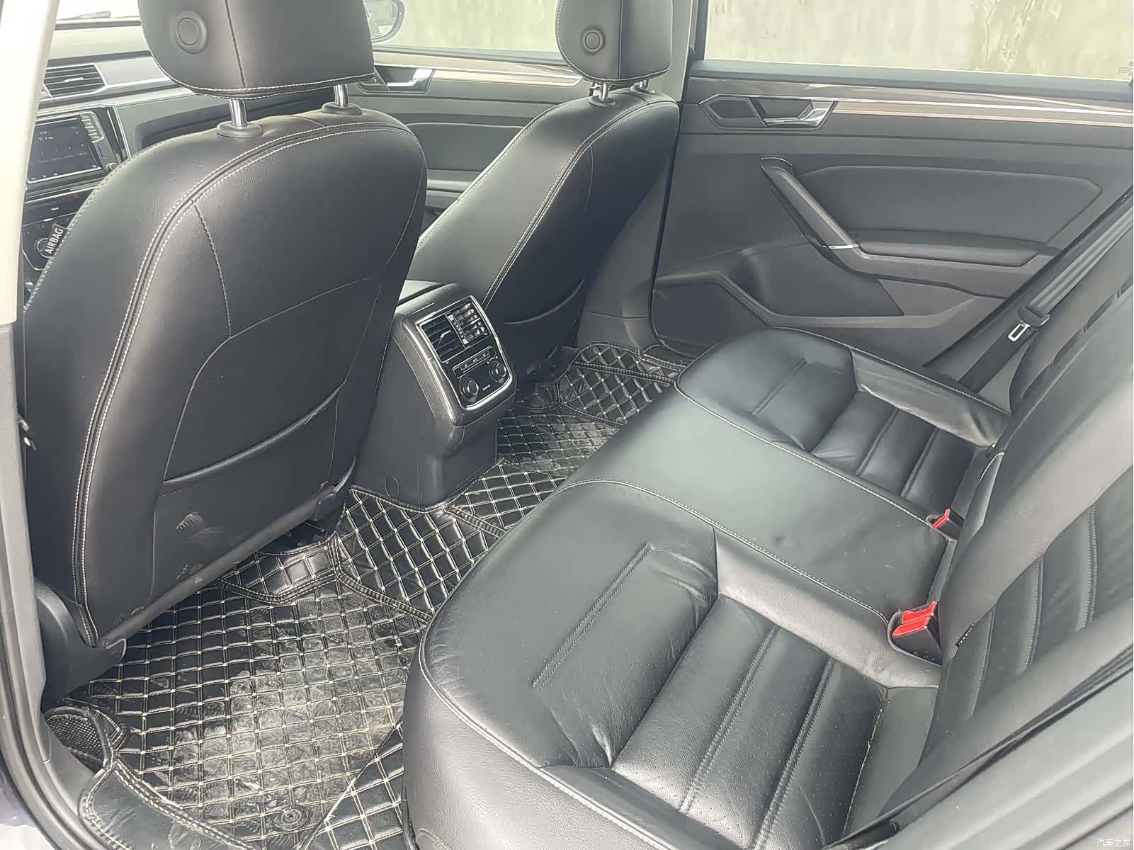 Volkswagen Passat, 2017 все фото
