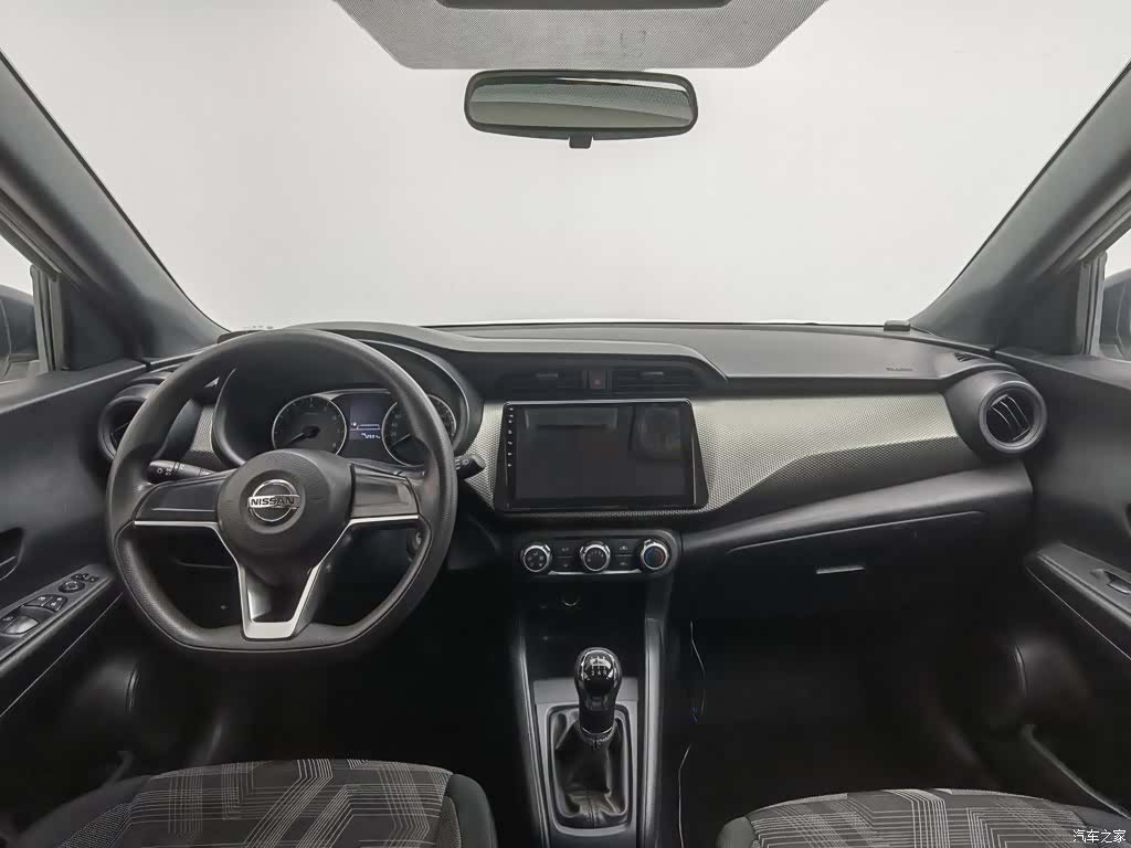Nissan Kicks, 2018 все фото
