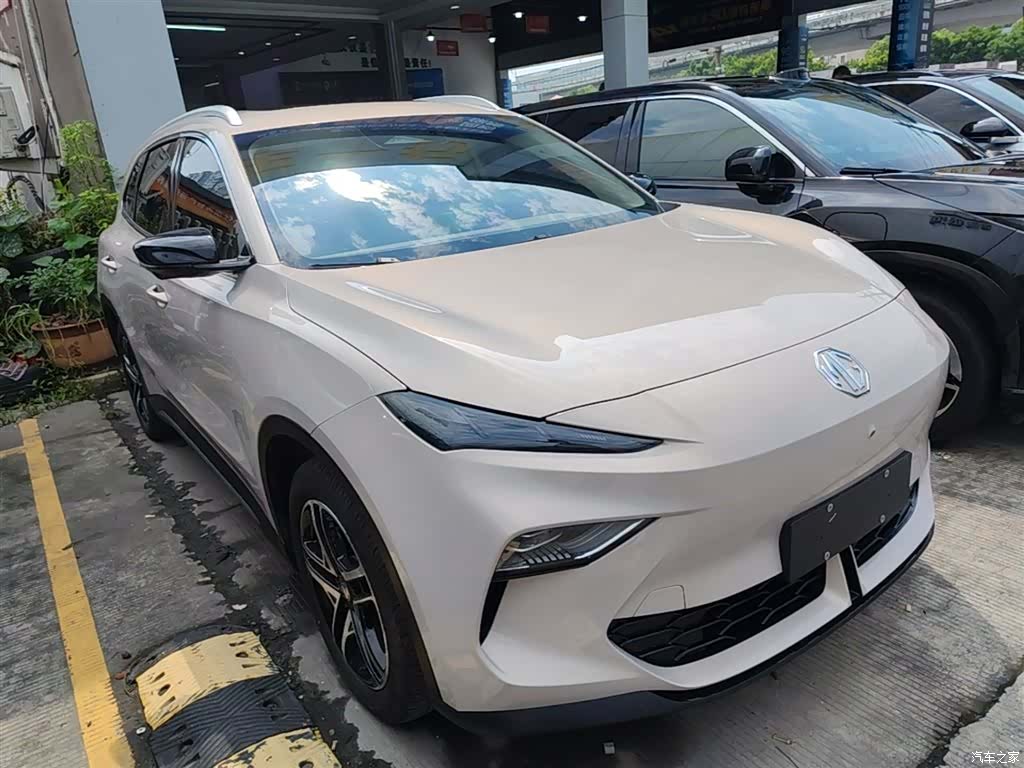 MG ES5, 2024 4
