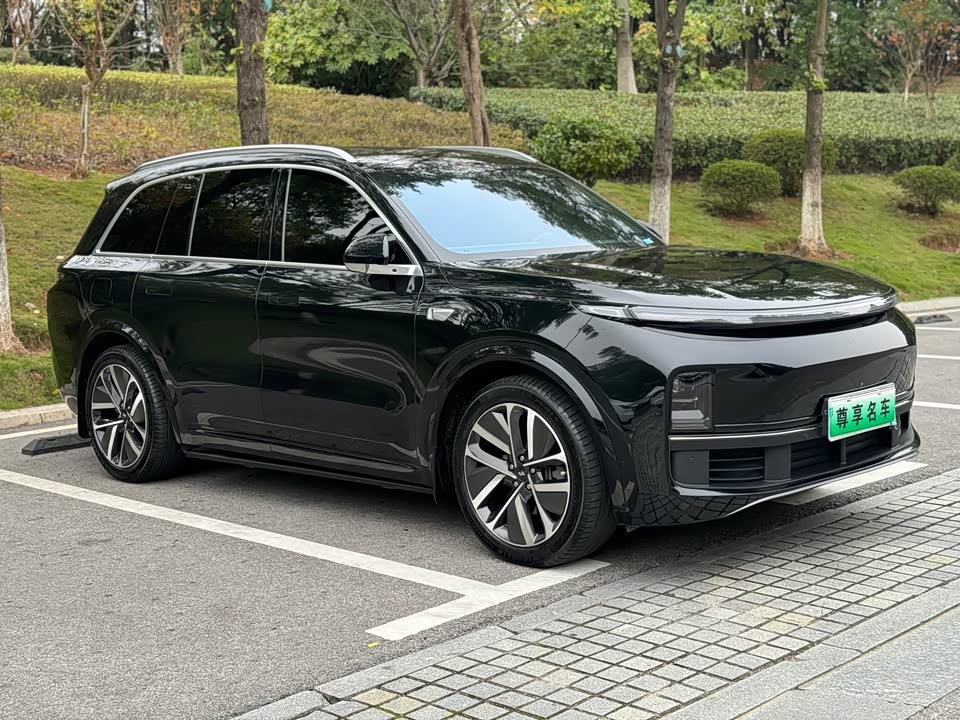 Li Auto Ideal L8