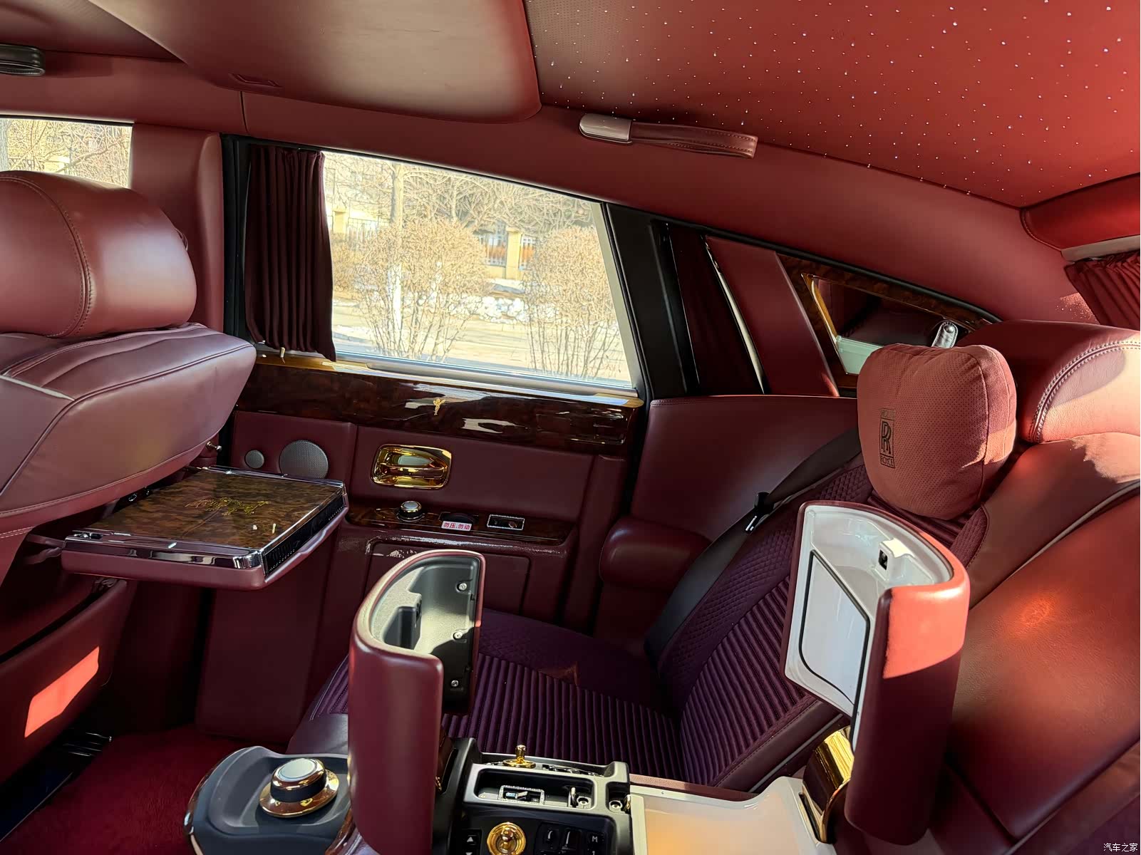 Rolls-Royce Phantom, 2011 13