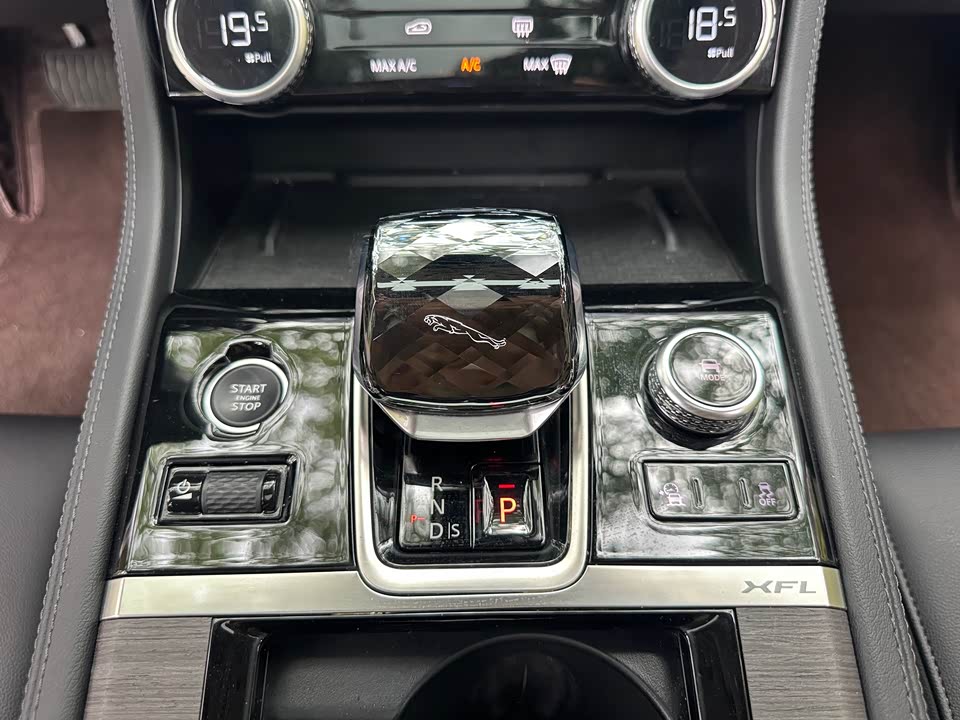 Jaguar XFL