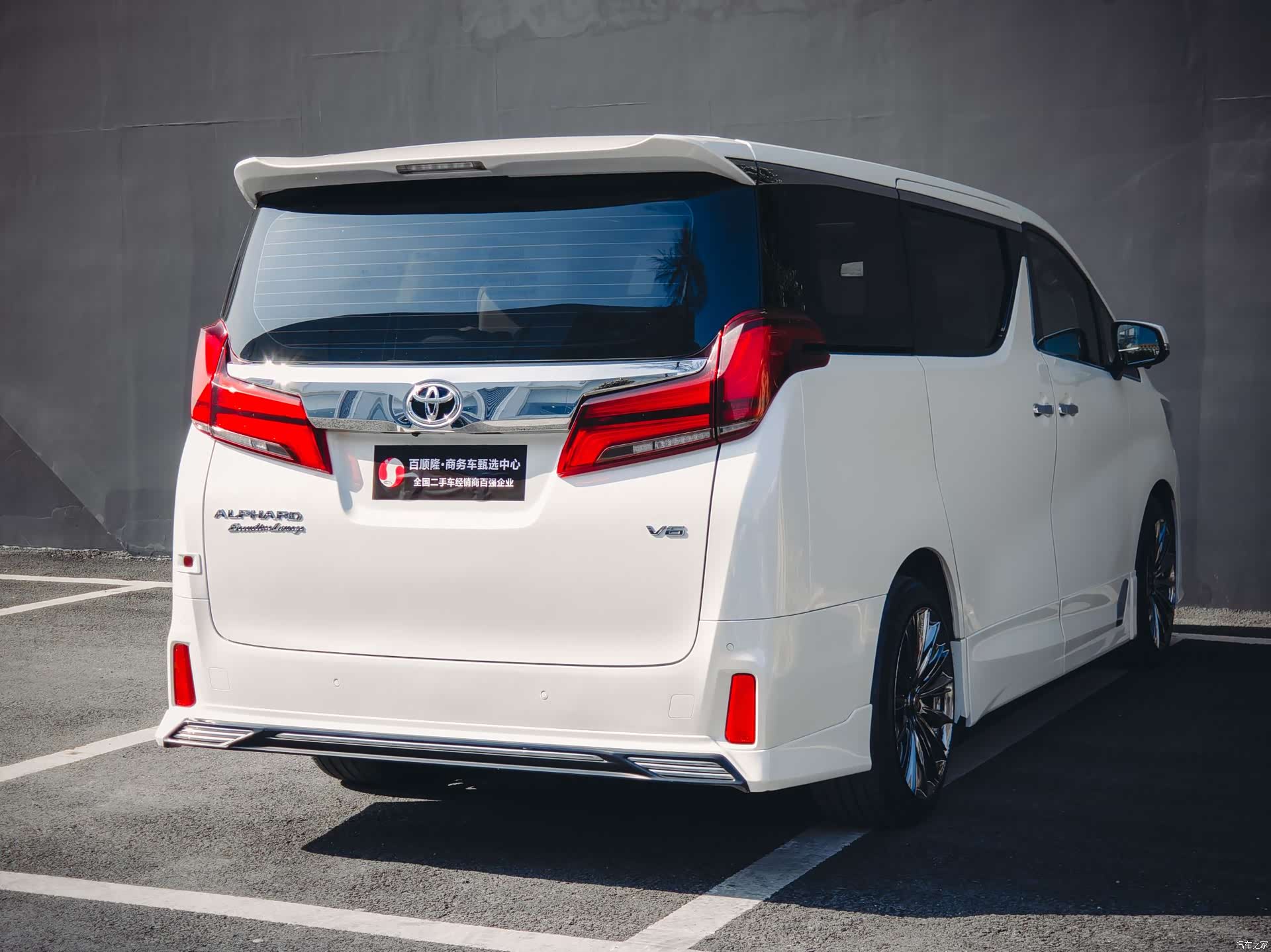 Toyota Alphard, 2018 6