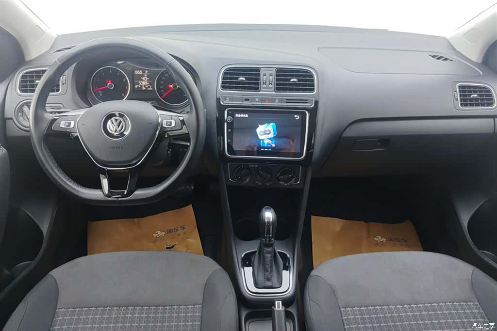 Volkswagen Polo, 2018 12