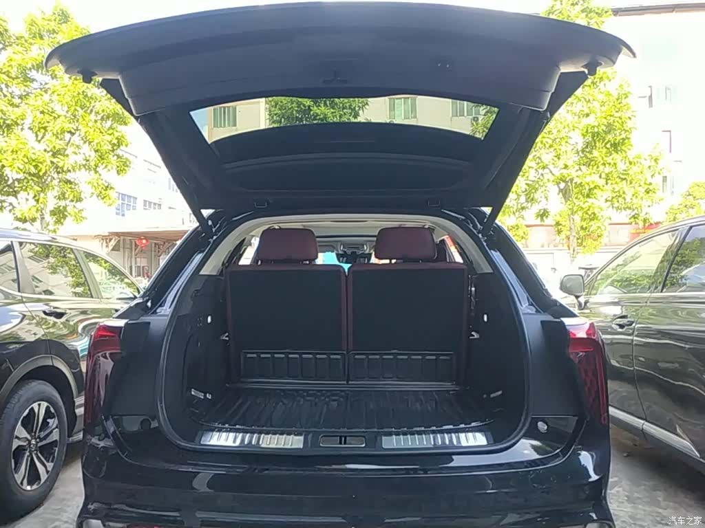 Hongqi E-HS9, 2022 19