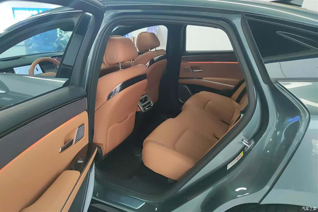 BYD Han, 2025 11