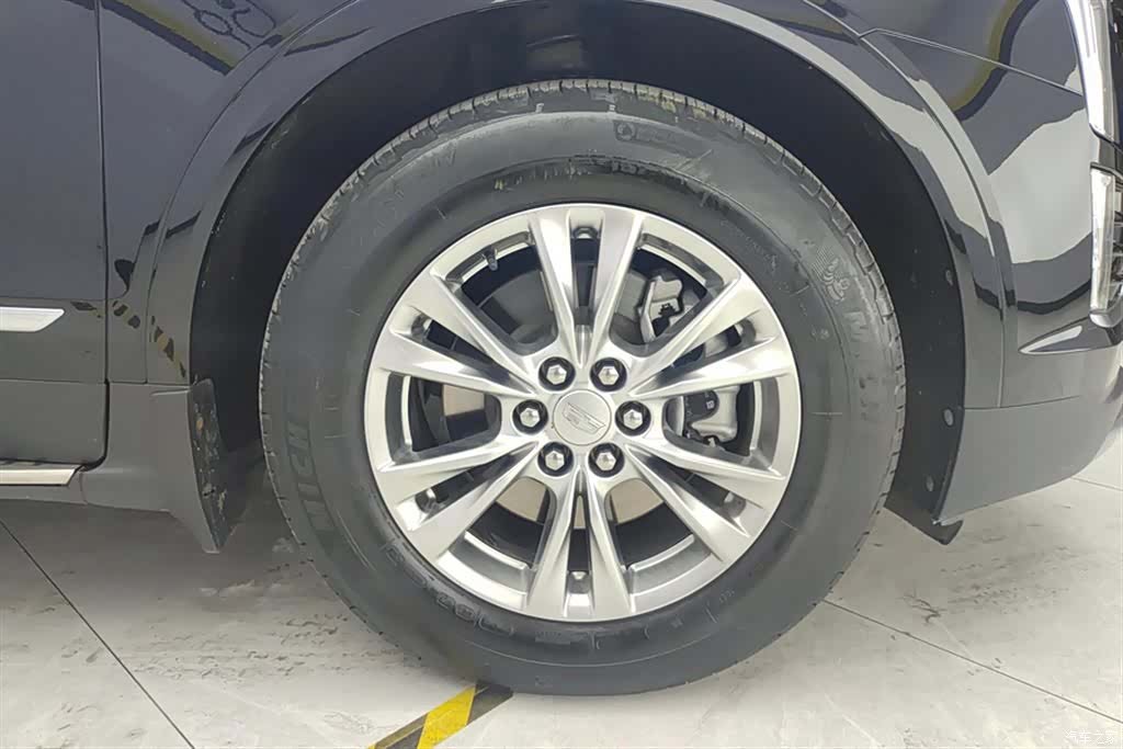 Cadillac XT5, 2020 6