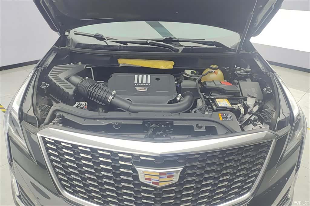 Cadillac XT5, 2020 10