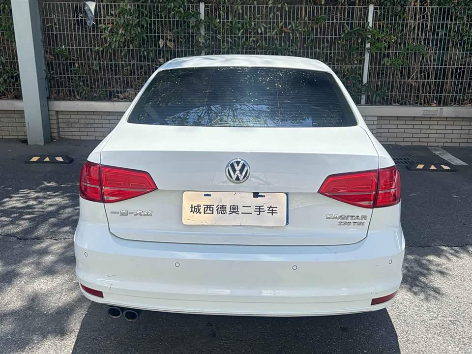 Volkswagen Sagitar Volkswagen Sagitar