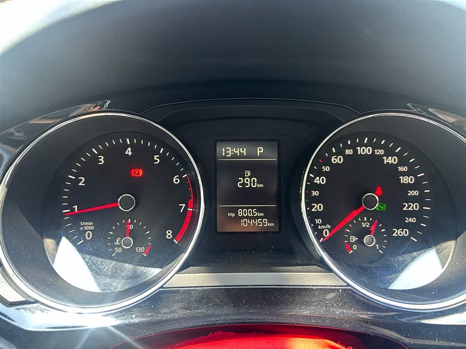 Volkswagen Sagitar Volkswagen Sagitar