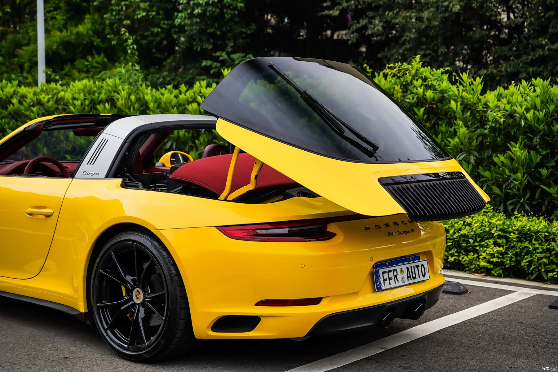 Porsche 911, 2018 8