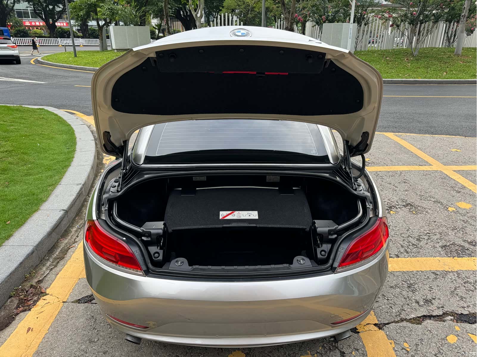 BMW Z4, 2011 19