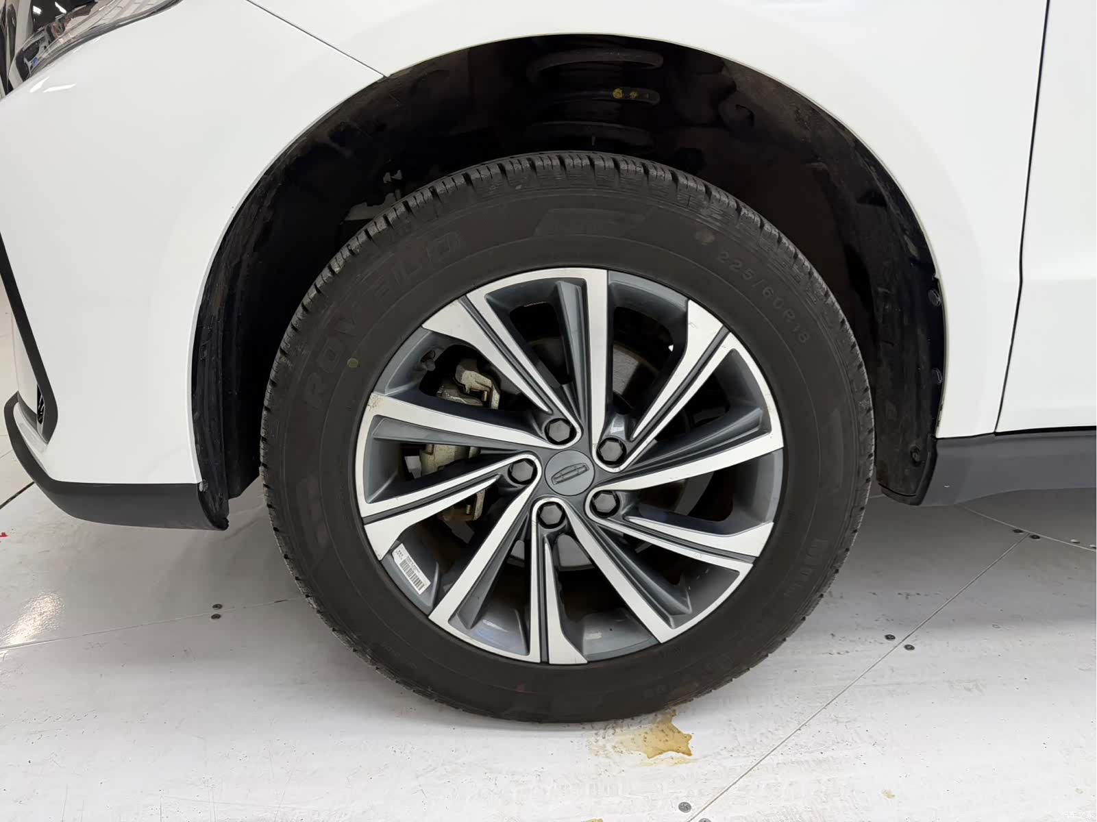 Geely X6, 2022 8