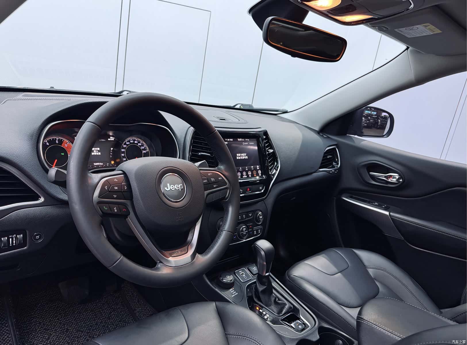 Jeep Cherokee, 2020 8