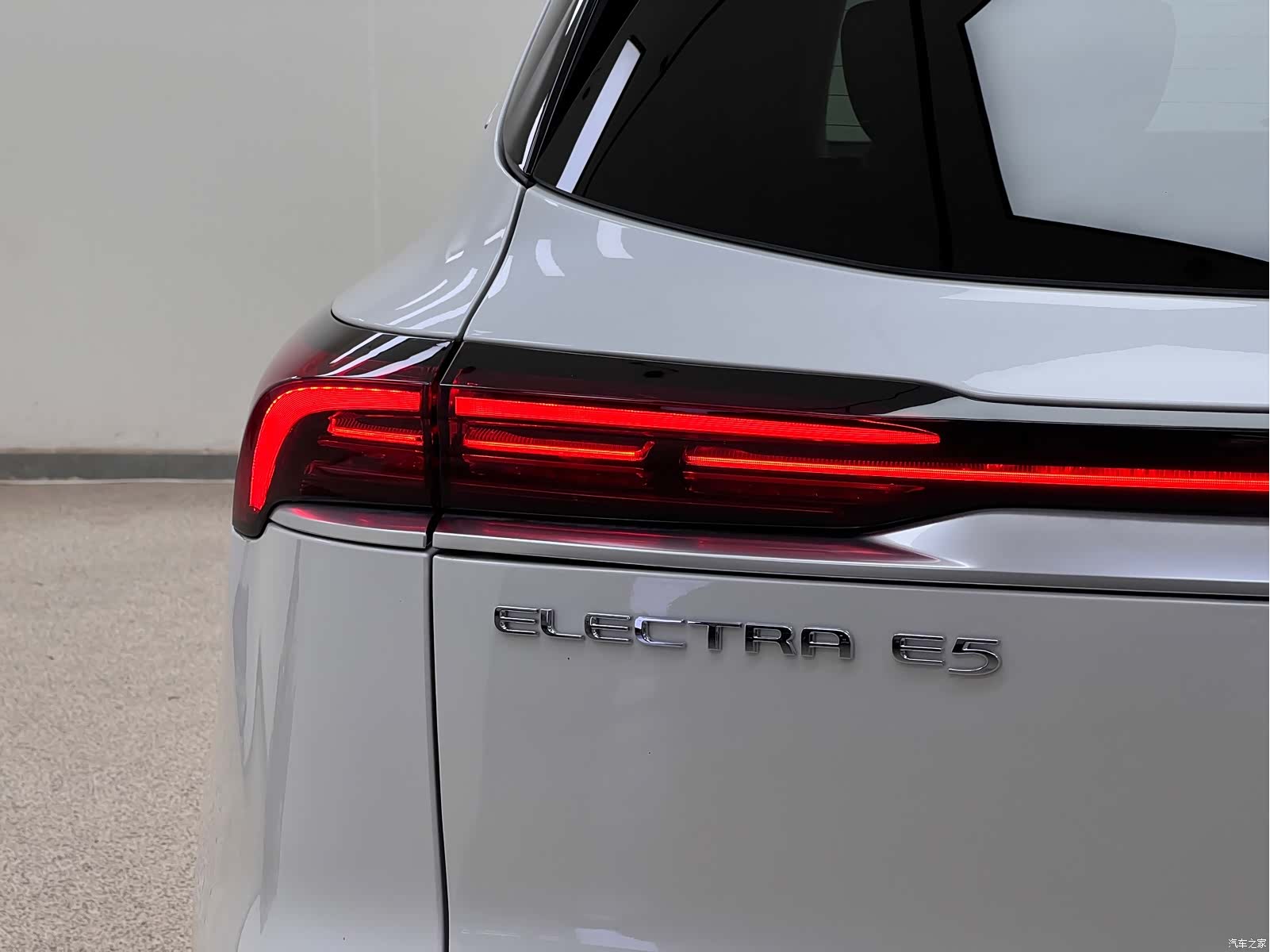 Buick E5, 2025 11
