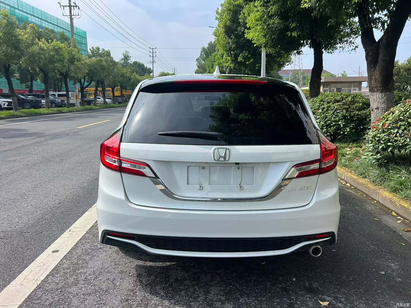 Honda Jade, 2017 8