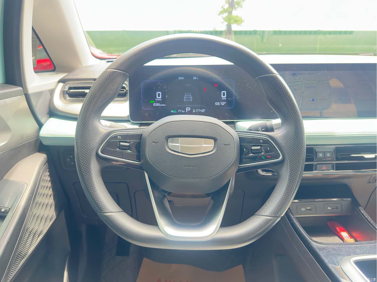 Geely E, 2023 15