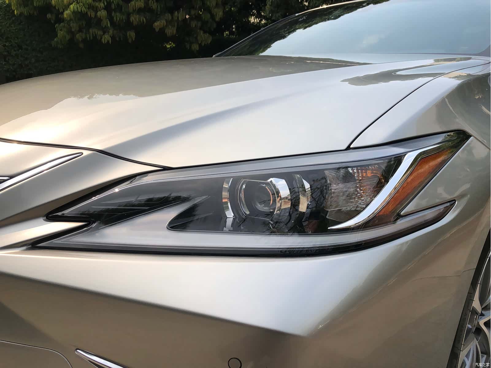 Lexus ES, 2022 24