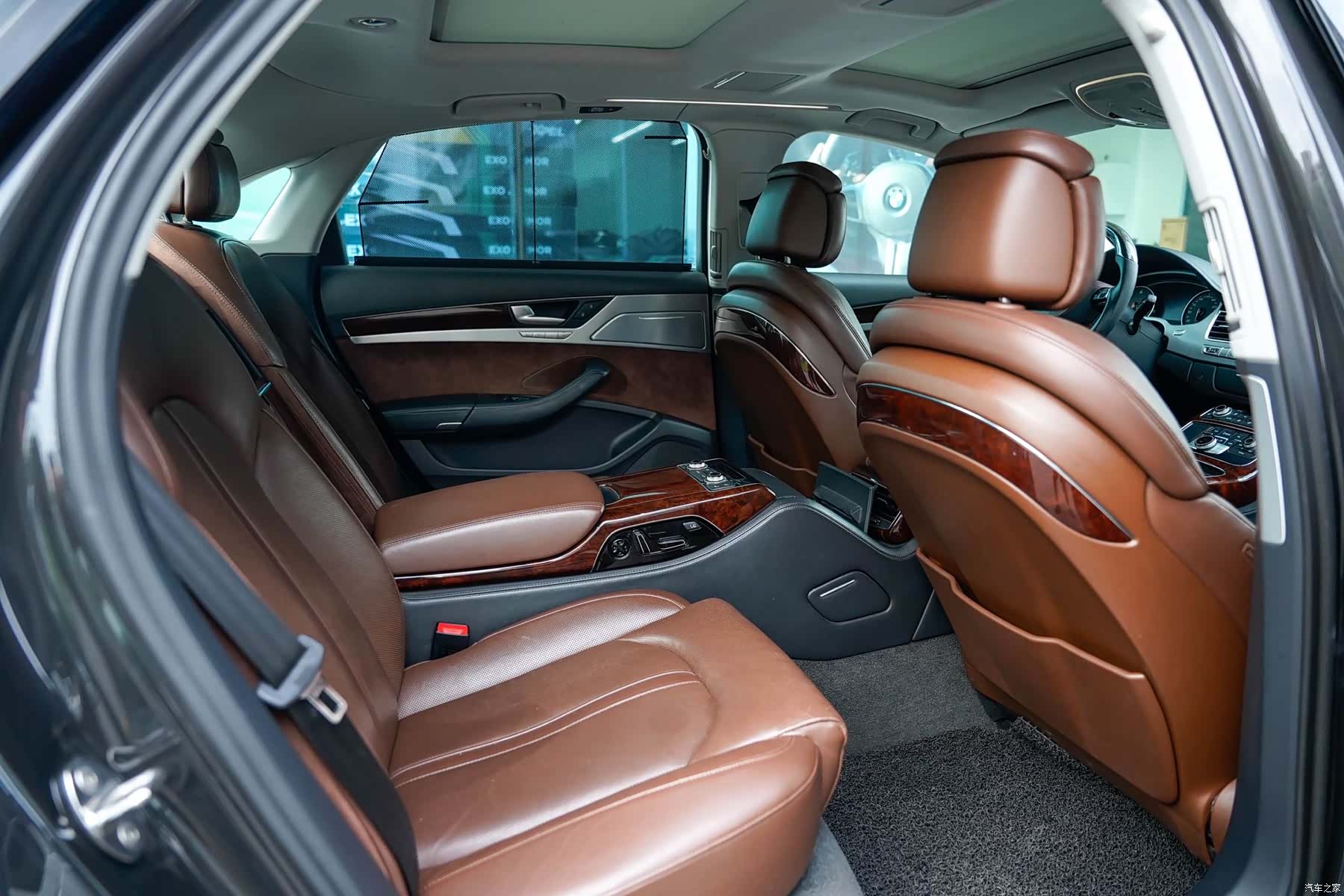 Audi A8L, 2012 8