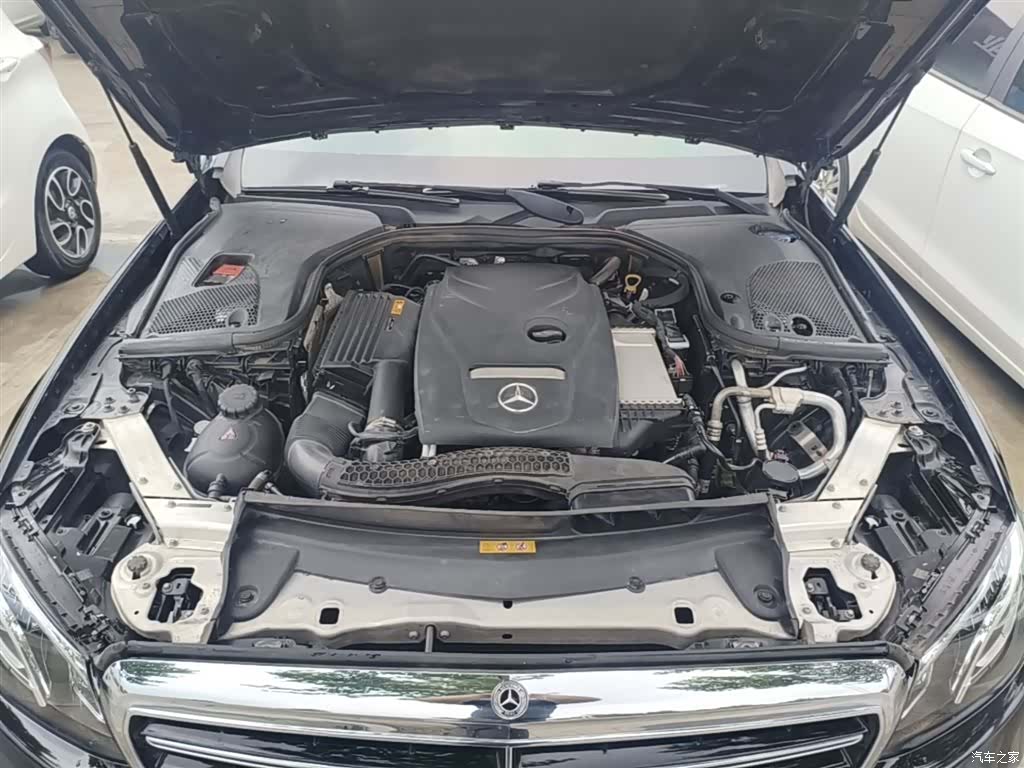 Mercedes-Benz E-Class, 2018 20