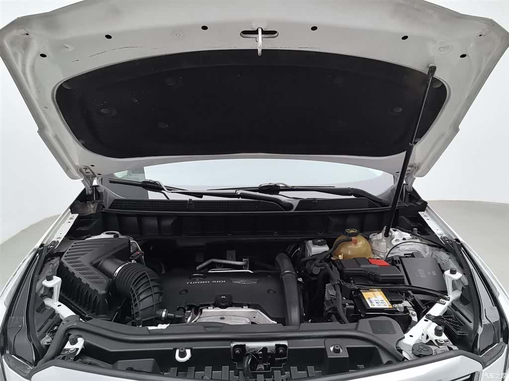 Cadillac XT5, 2017 6