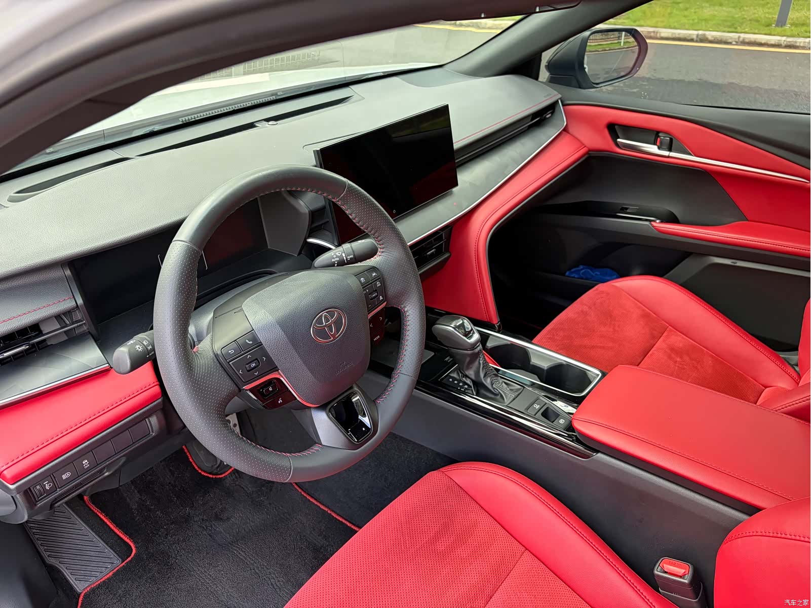 Toyota Camry, 2024 12
