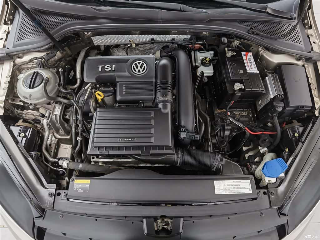 Volkswagen Golf, 2015 6