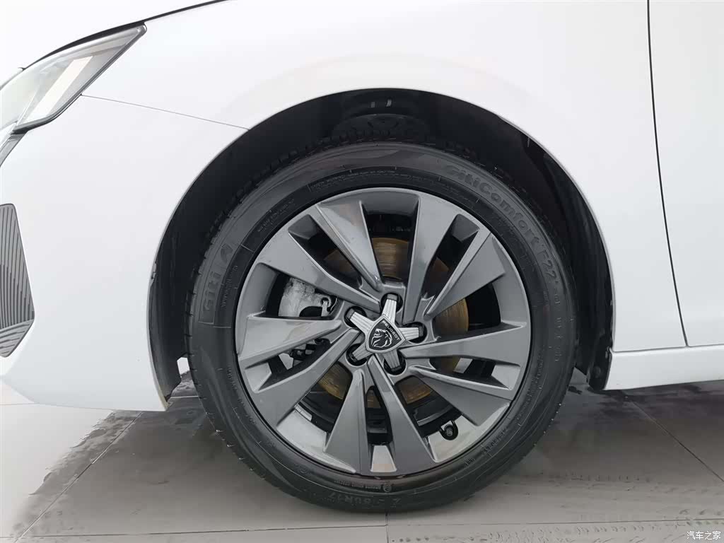 Peugeot 408, 2024 17