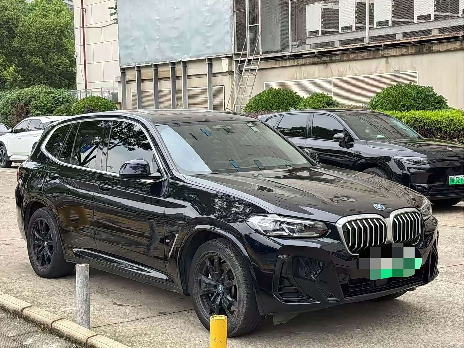 BMW iX3, 2023 3
