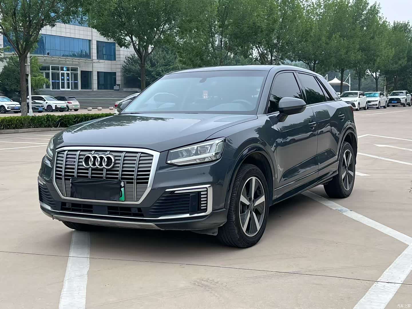 Audi e-tron, 2020 3