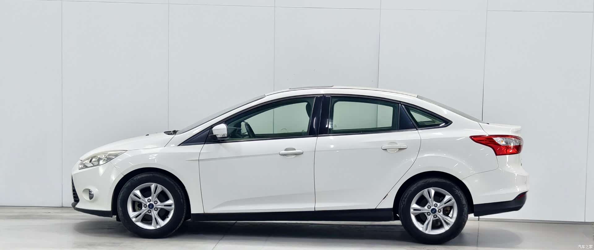 Ford Focus, 2013 7
