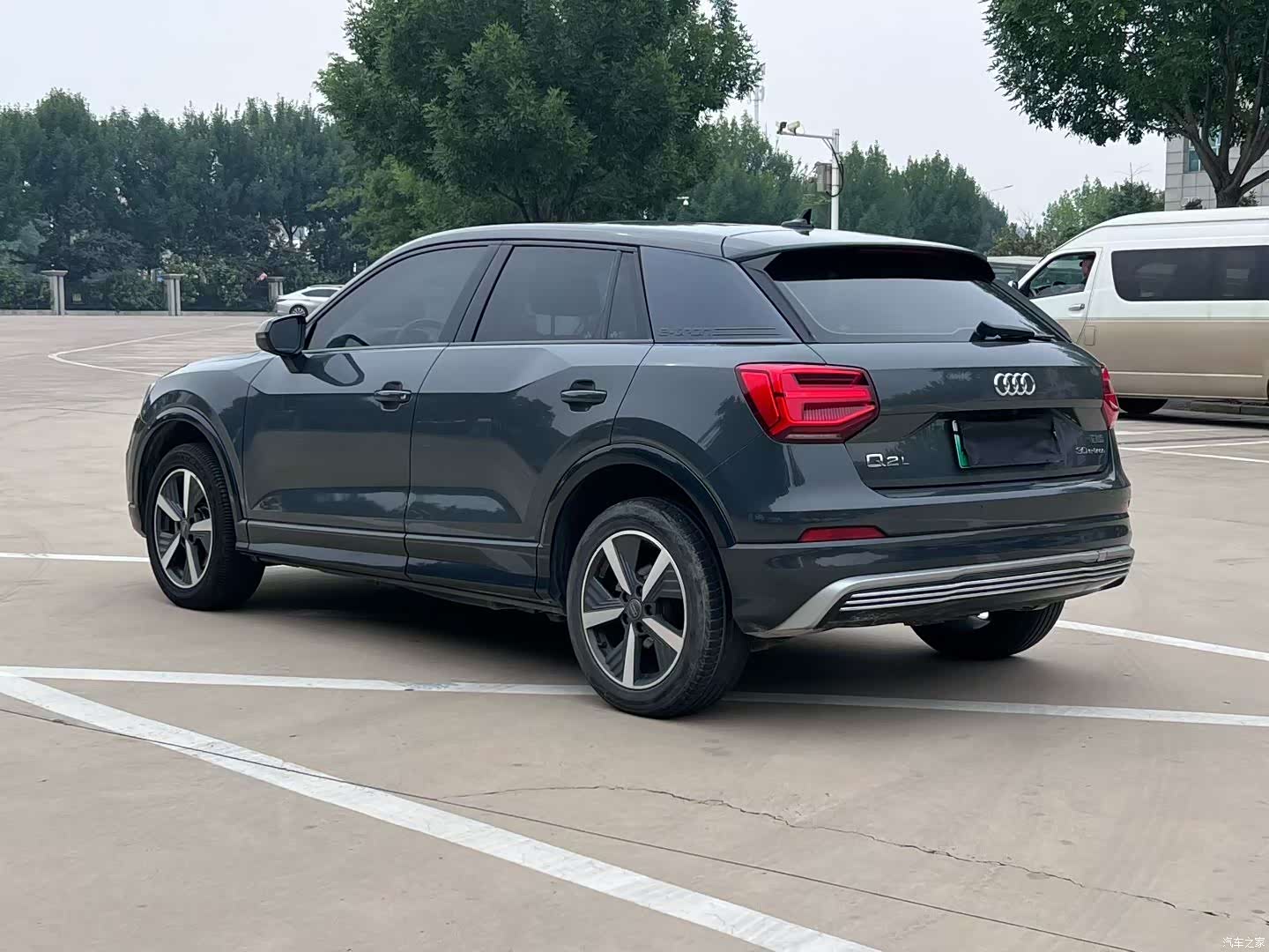 Audi e-tron, 2020 4